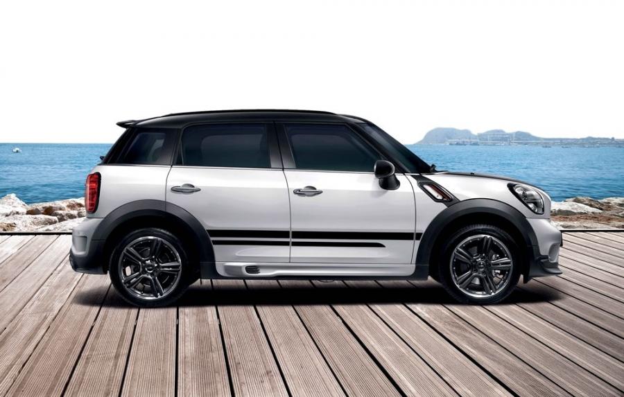  Mini John Cooper Works Countryman Design Edition 2017 года  (фото 2 из 14)
